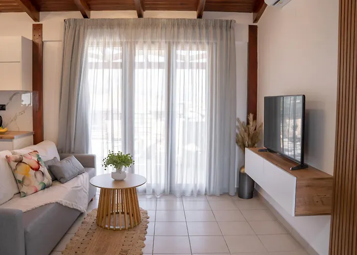 Apartment Michalis With Outdoor Jacuzzi Rethymno