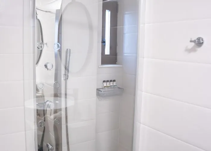 Michalis With Outdoor Jacuzzi *