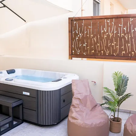 Michalis With Outdoor Jacuzzi *