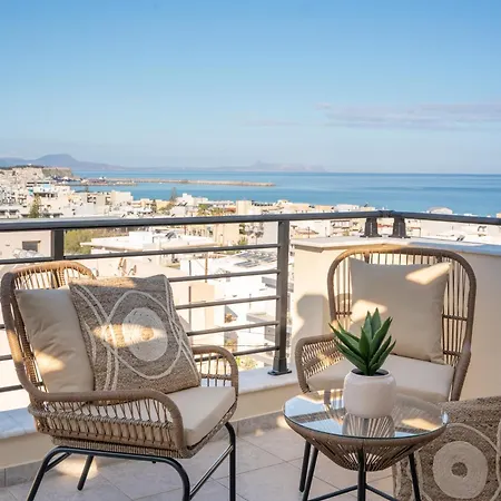 Michalis With Outdoor Jacuzzi