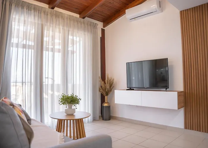 Apartament Michalis With Outdoor Jacuzzi *