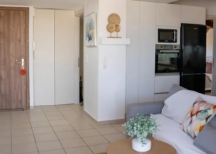 Michalis With Outdoor Jacuzzi Apartament